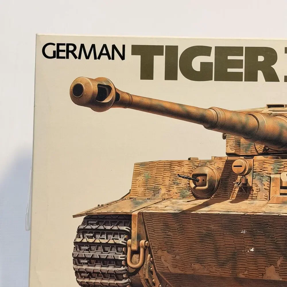 Tamiya German Tiger I Mid Production Tank 1/35 Model Kit Unassembled WWII
